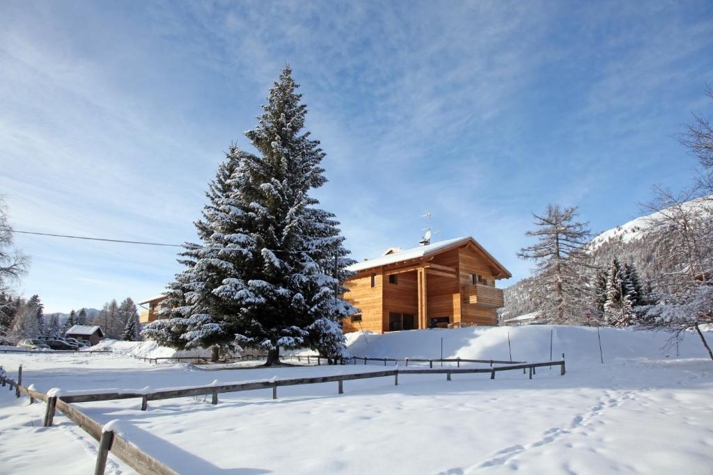 Aparthotel Baita Aurora à Predazzo Extérieur photo